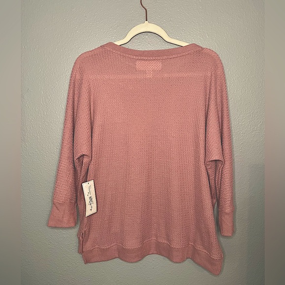 Dusty Pink Sweater - Picture 5 of 6